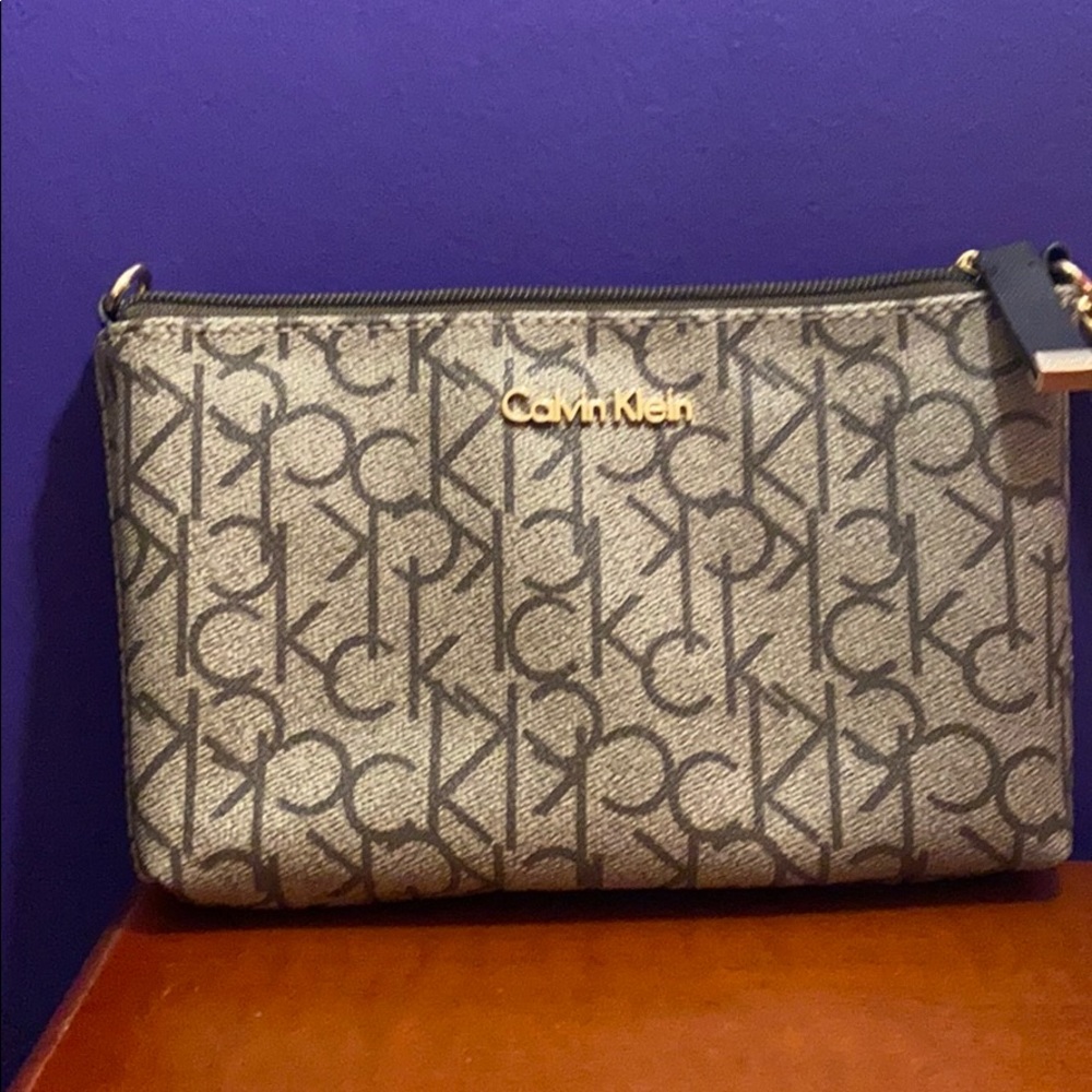 Calvin Klein Crossbody